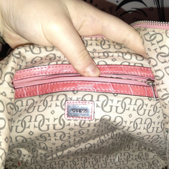 Guess Purse - Picture 3 of 5